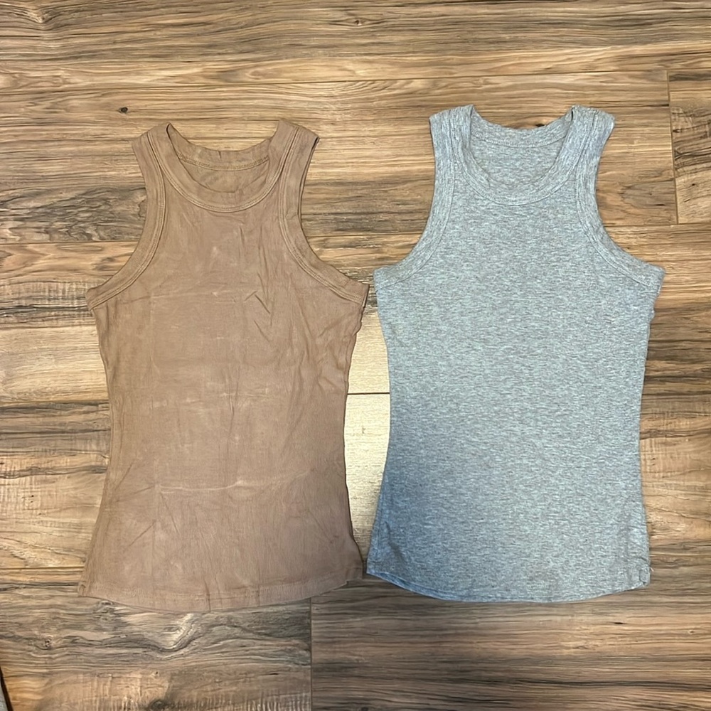 Amazon Women’s Tan & Gray Tank Tops Size XS